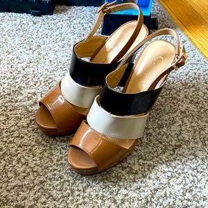 Jessica Simpson heels